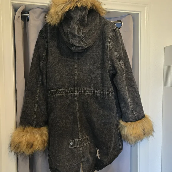 Women's Long Hooded Parka Faux Fur  Distressed Black Denim Statement Jacket - Picture 3 of 15